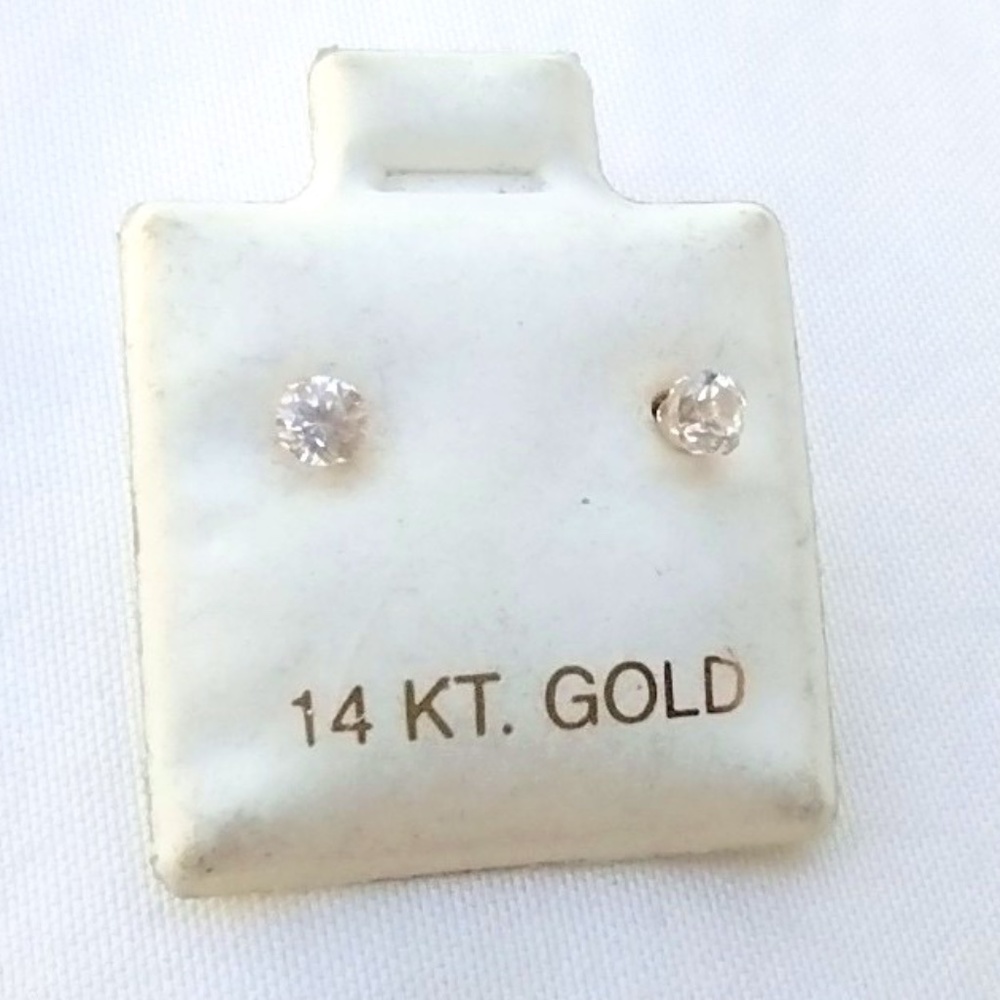NWT Tiny CZ  #585 / 14k Gold Stud Earrings / Tween Children's or Baby Jewelry